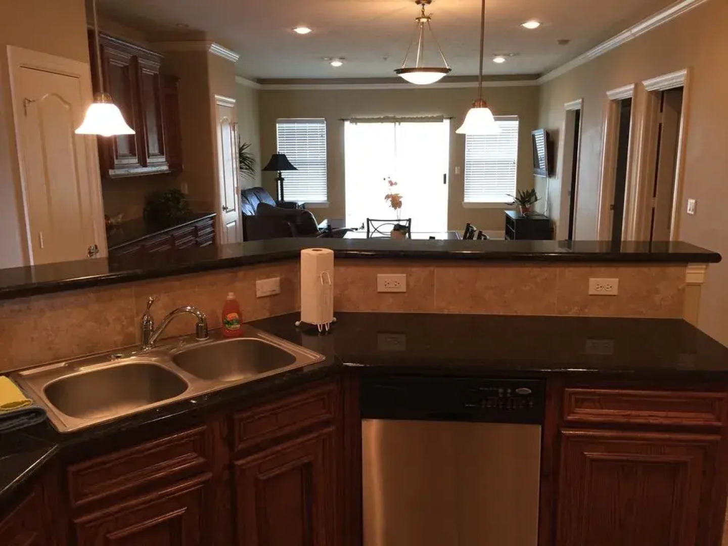 Southern Empress Lakeside Condominiums