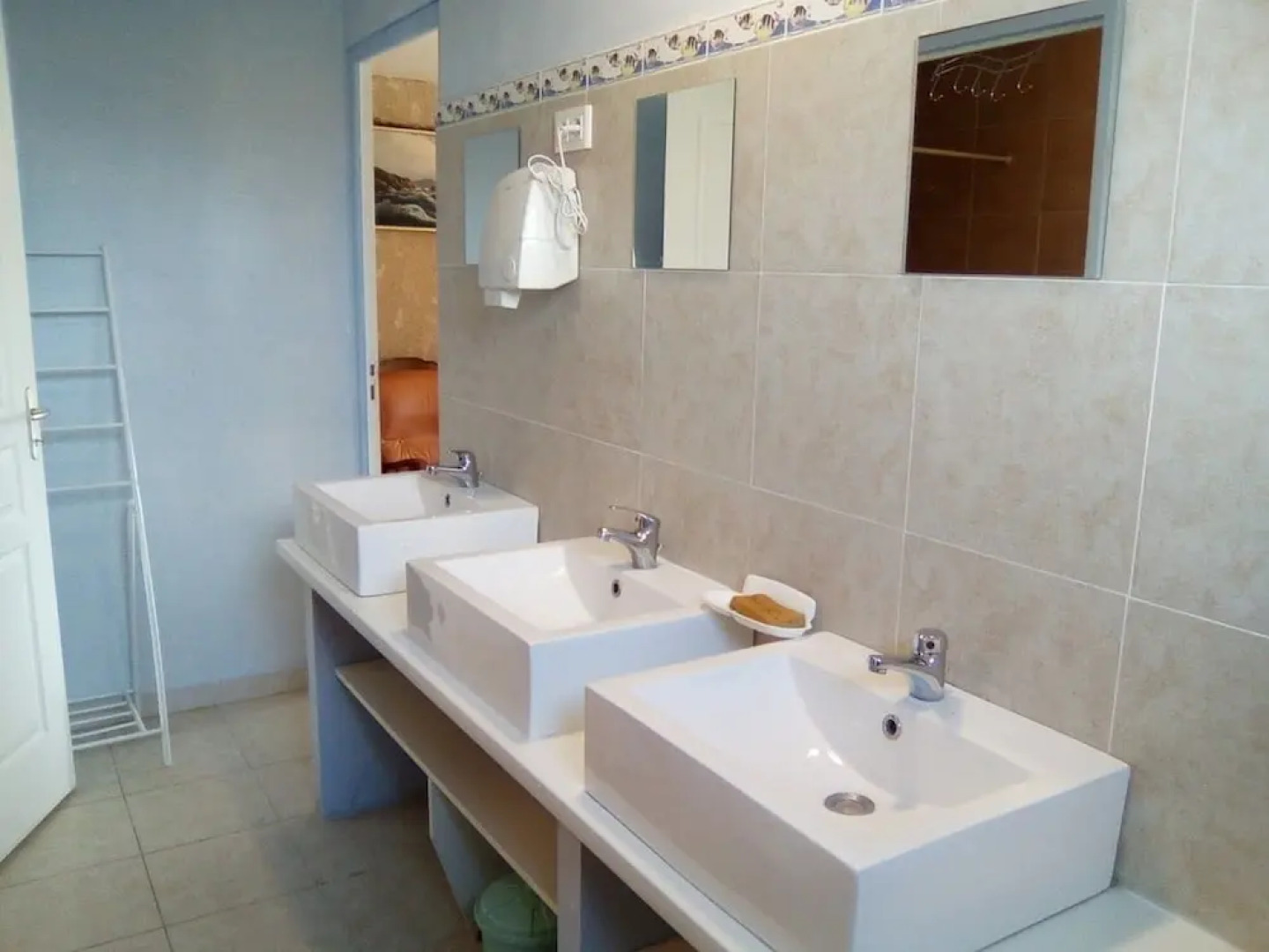 LES TRUFFIERS Cabane