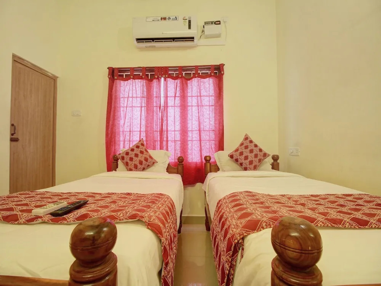 OYO 13009 Whitesands Guest House