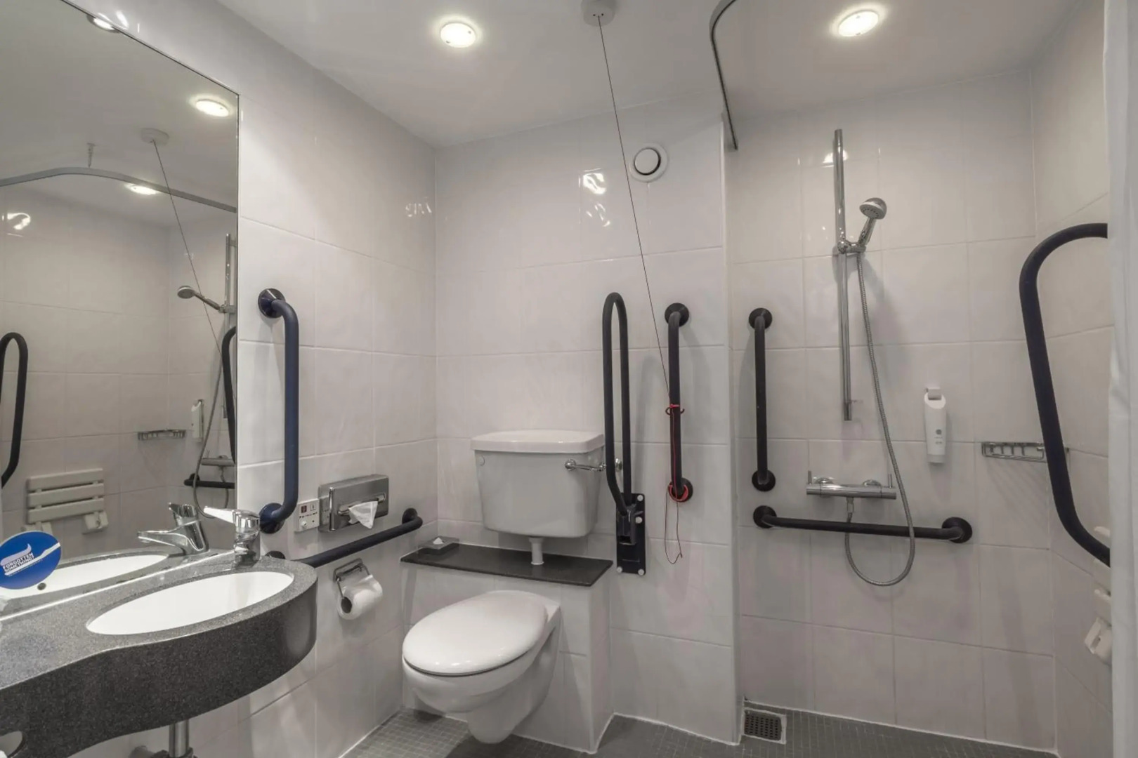 Holiday Inn Express Kettering by IHG