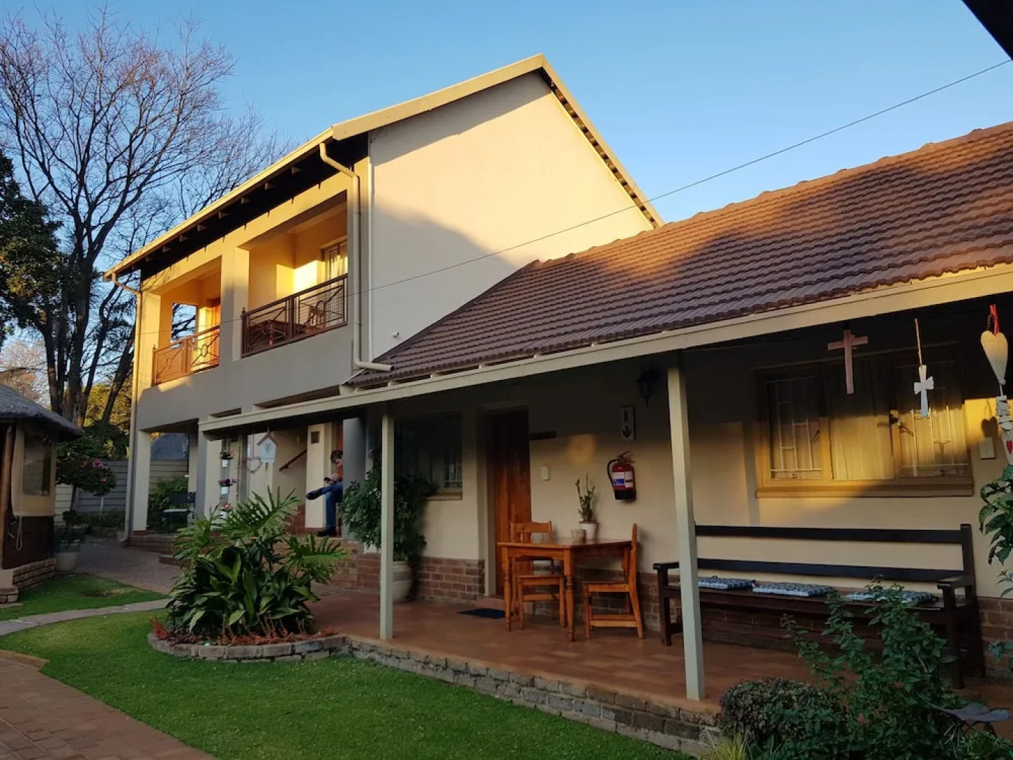 Aandbloem Guest House