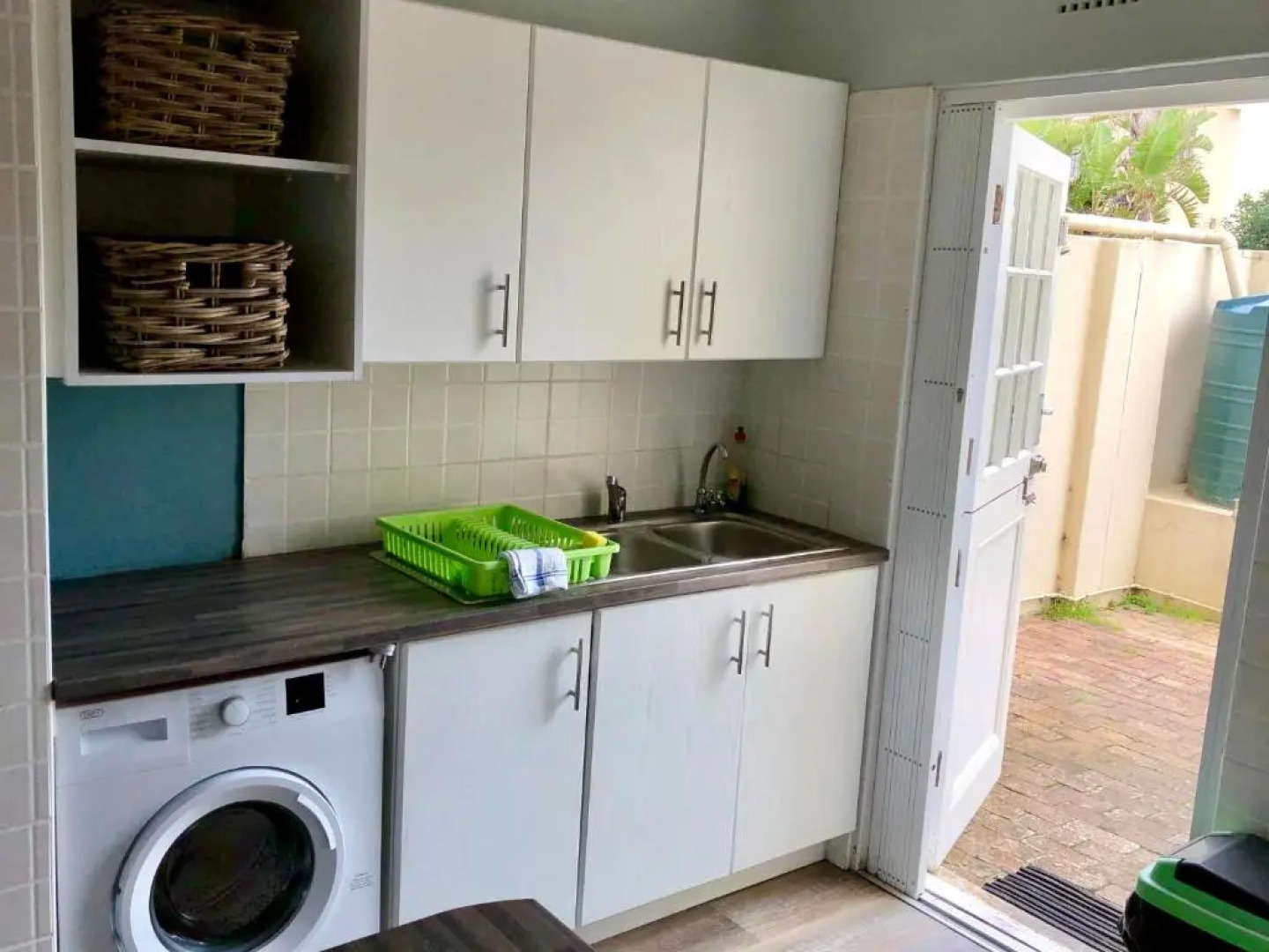 39 Settler Sands Beachfront Accommodation Sea and River View