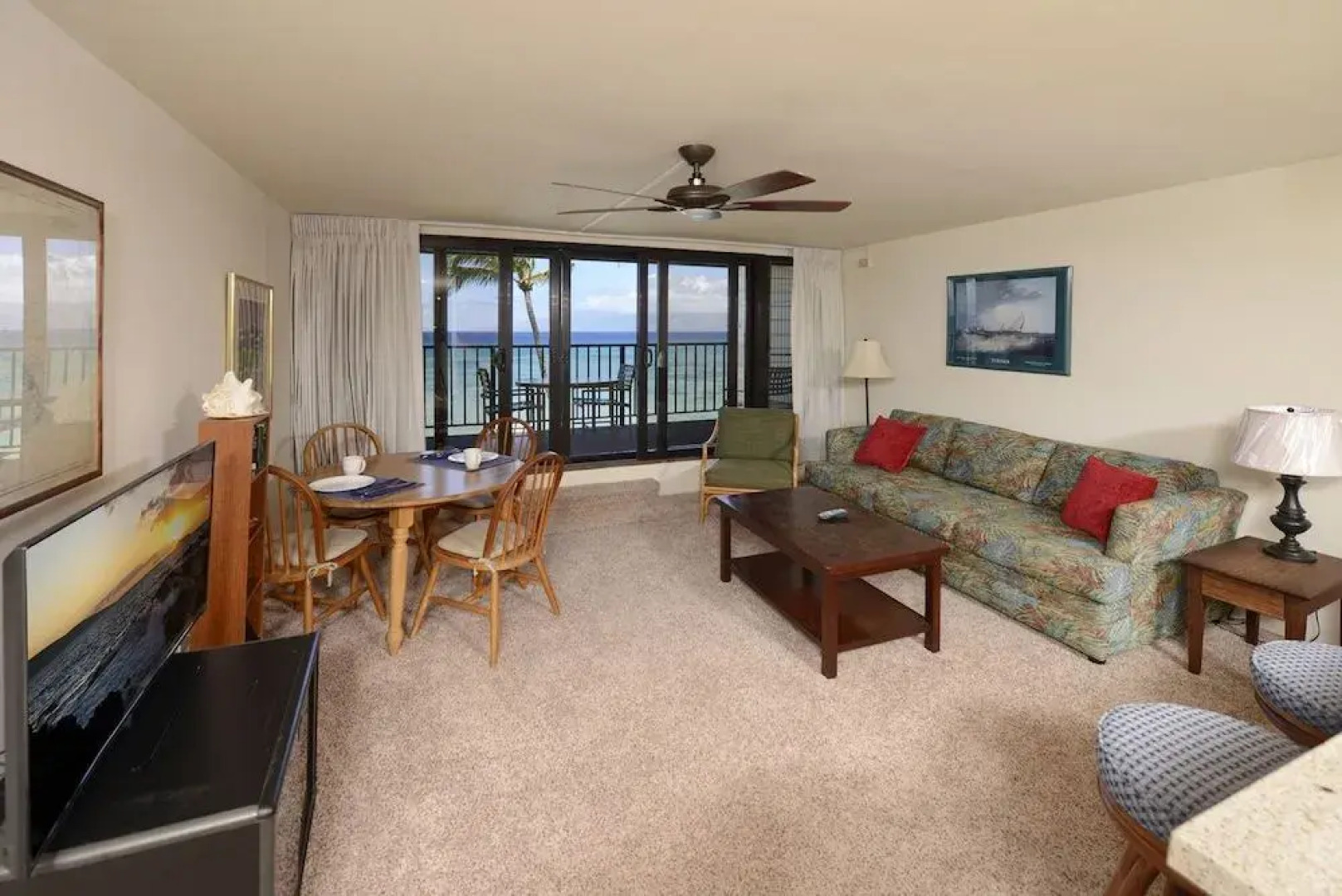 Kaleialoha #313 1 Bedroom 1 Bathroom Condo by Redawning