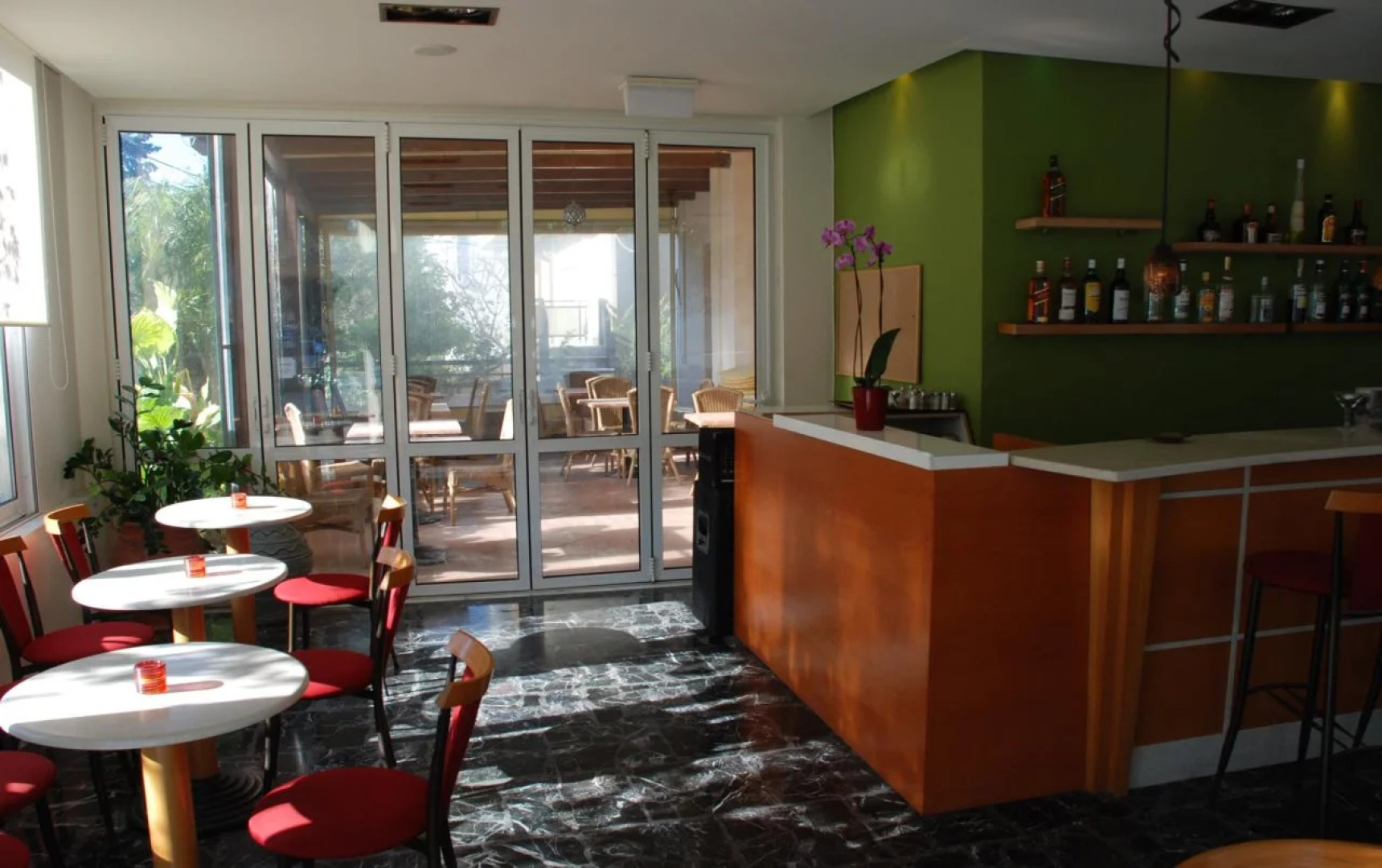 City Plus Rhodes Hotel