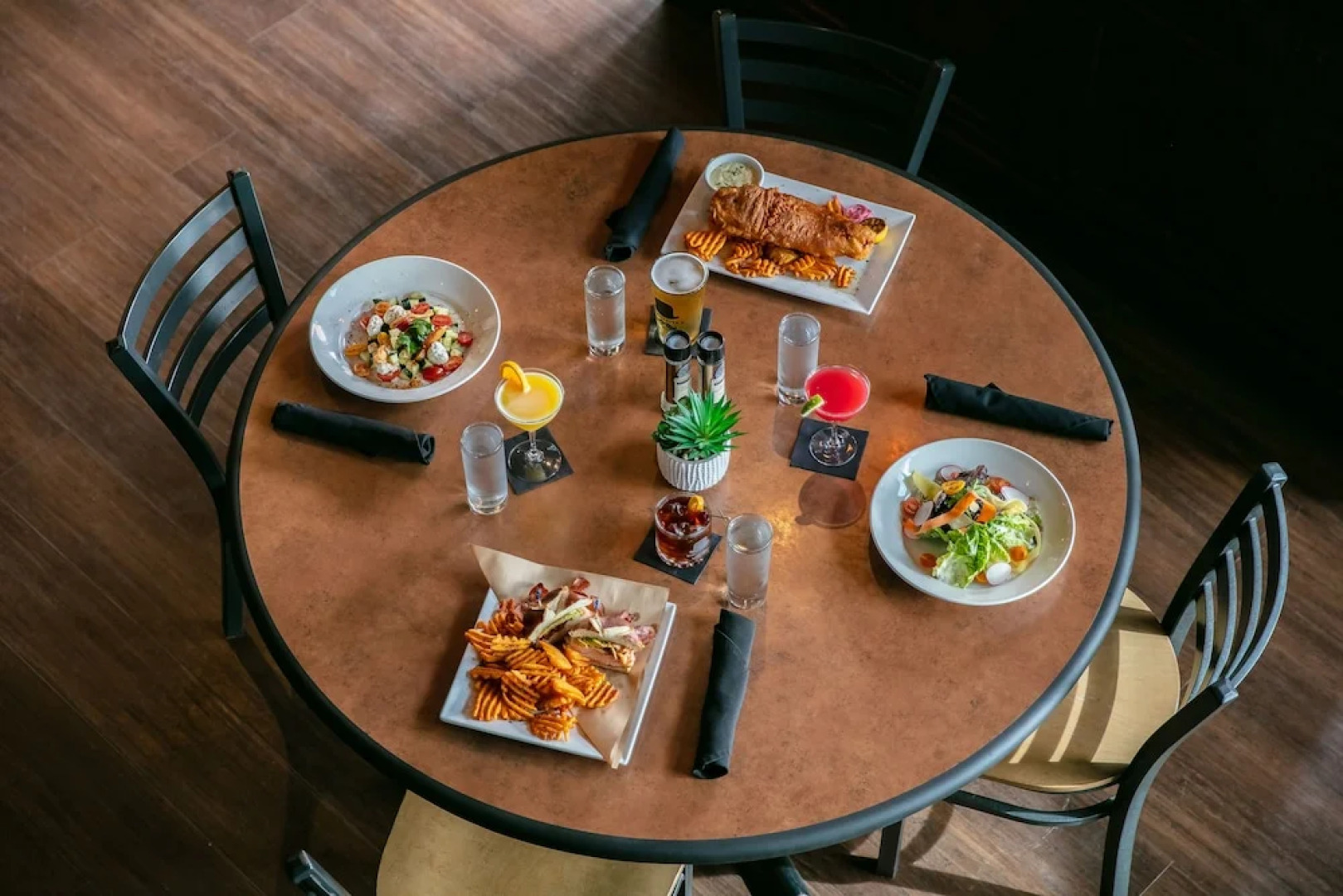 Bicycle Street Inn and Suites