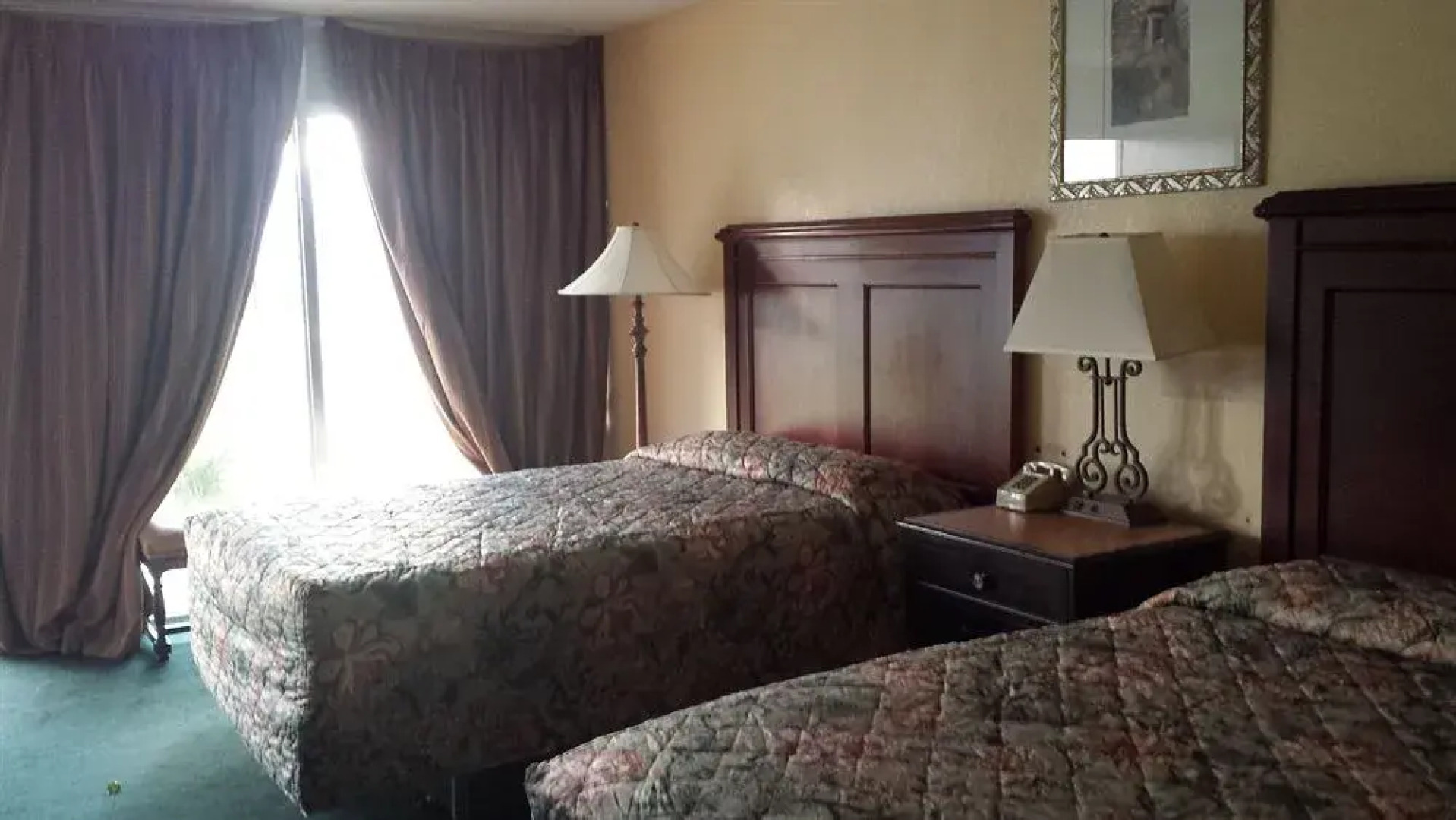 Country Hearth Inn & Suites Hotels