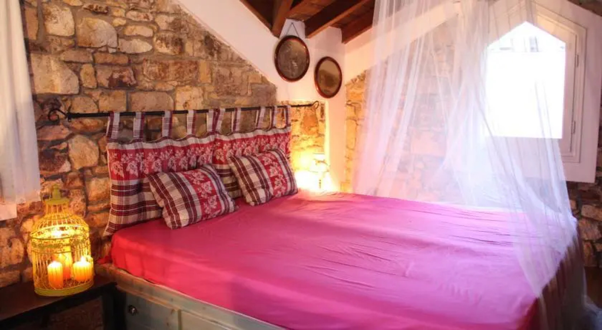 Unique Stone House in Gera Bay