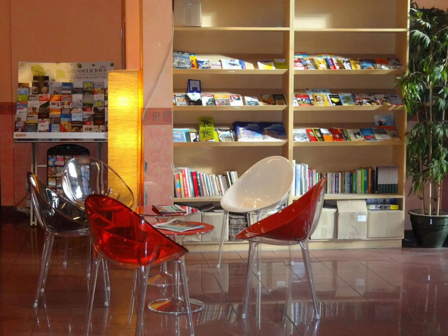 Sleep Well Youth Hostel