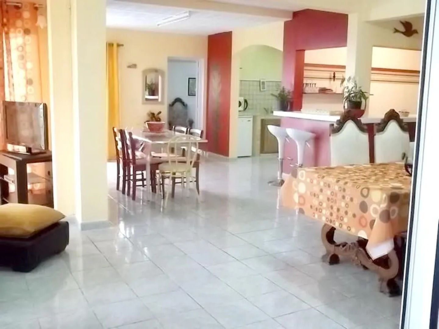 House With 2 Bedrooms in Petite Ile, With Wonderful sea View, Enclosed