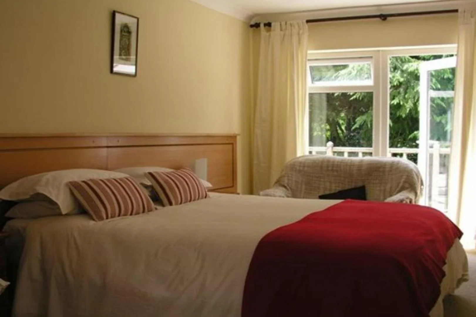 Lakeland Midsummer Lakehouse