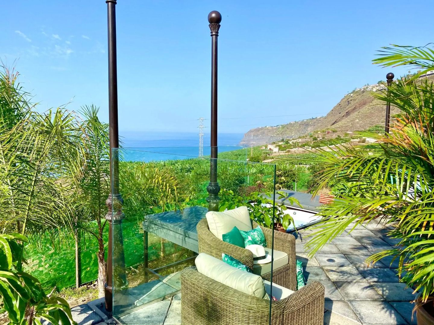 Casa Lava Luminosa y con Magníficas Vistas