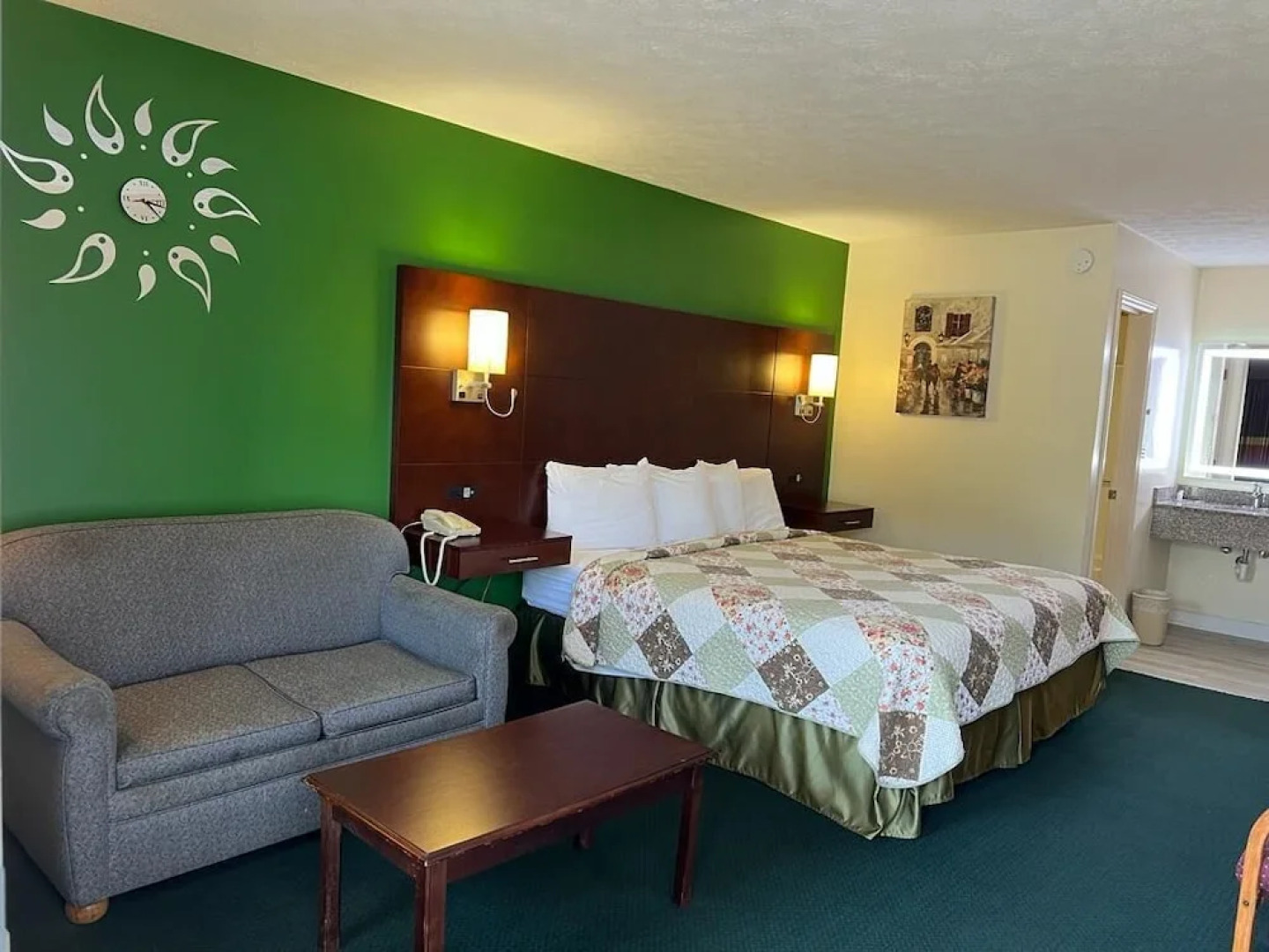 Surry Inn - Dobson - I-77 - Exit 93