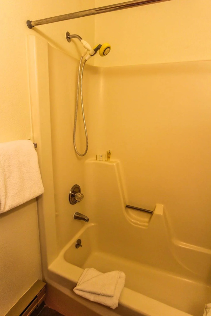 Cedar at Streamside, a VRI Resort