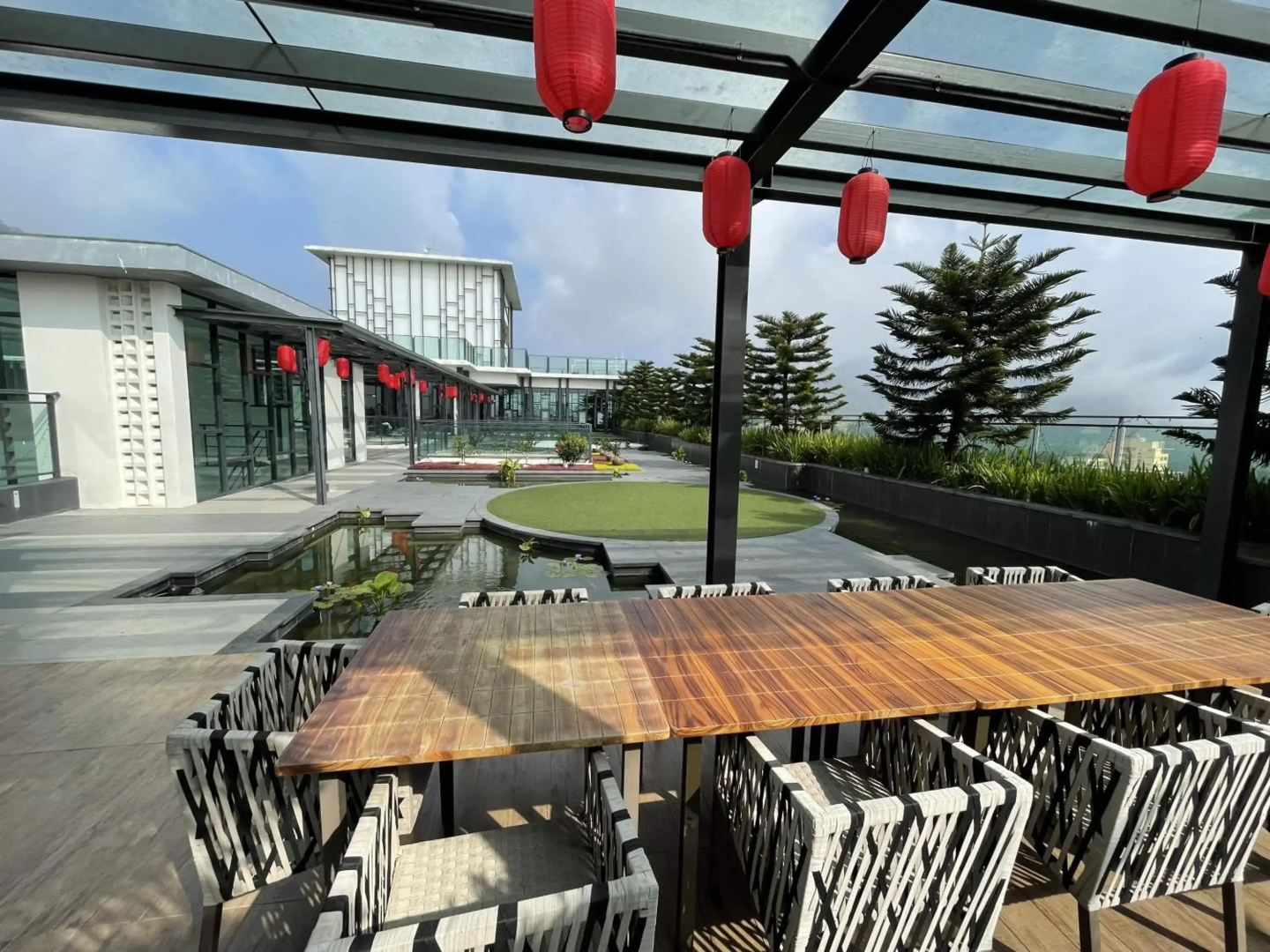 Charming & Cozy Premier Suites @ Vista Residence