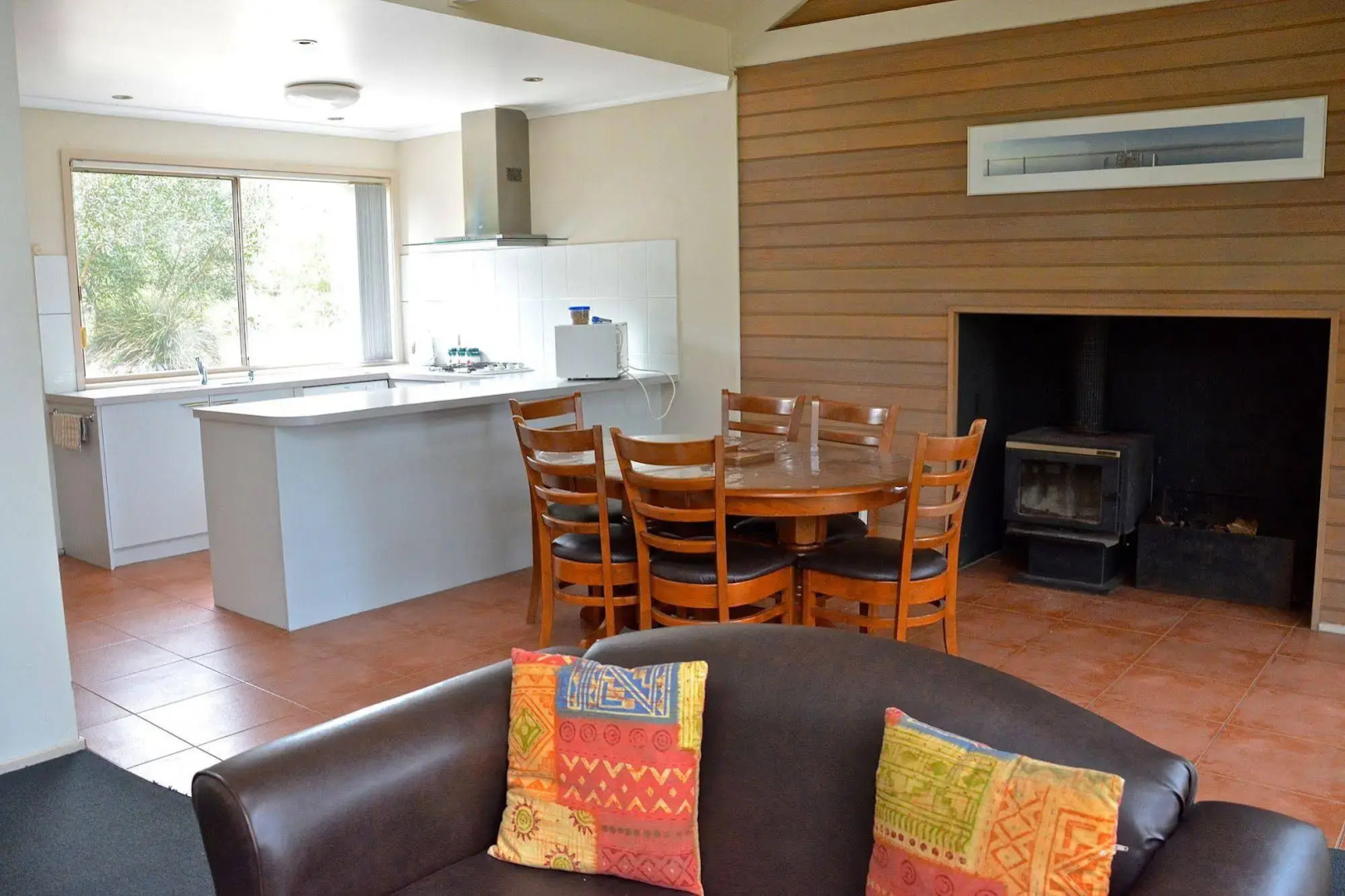 Waterfront Retreat At Wattle Point