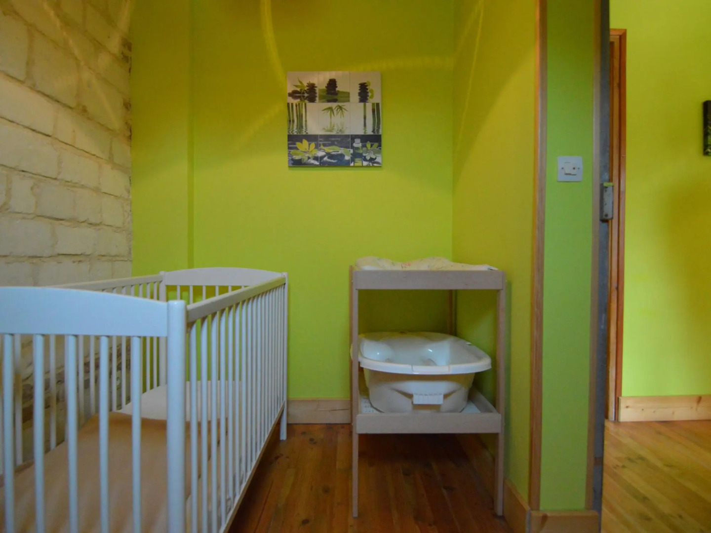 Middle House Listed as Historic Building Near Montreuil