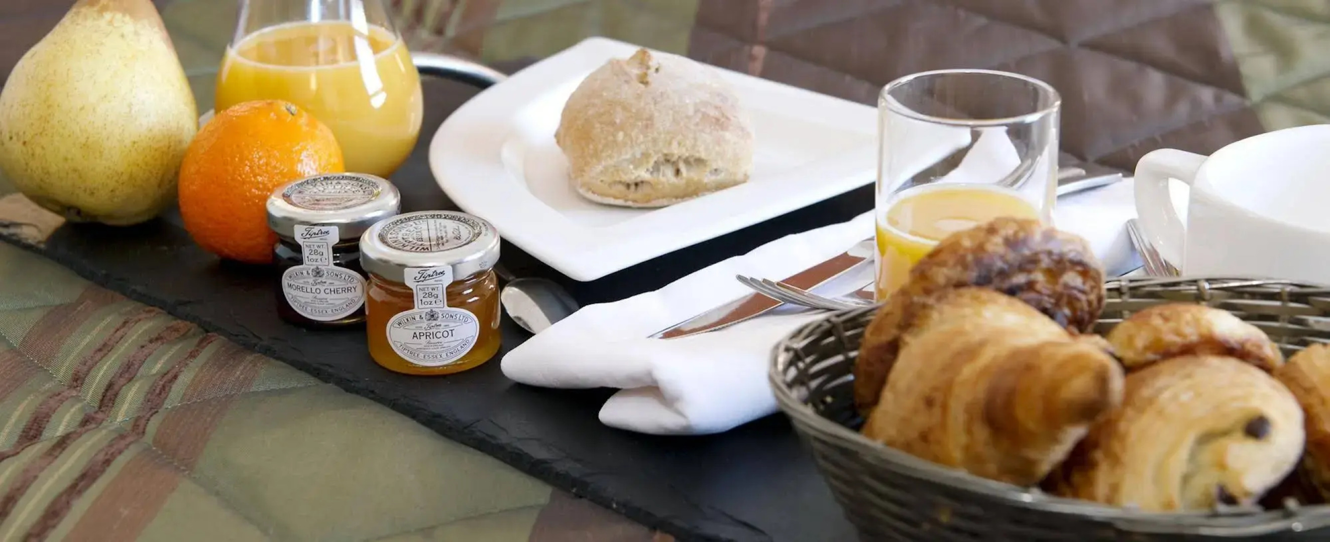 HOTEL Les Peyrières