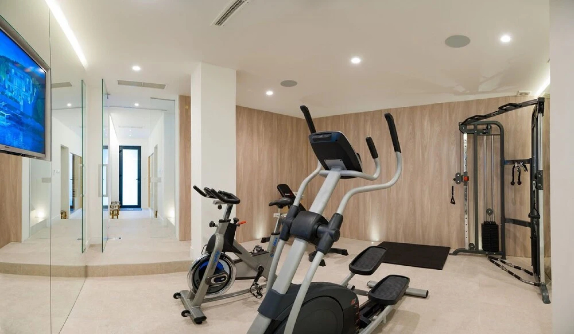 Luxury Villa Silent with Infinity Pool