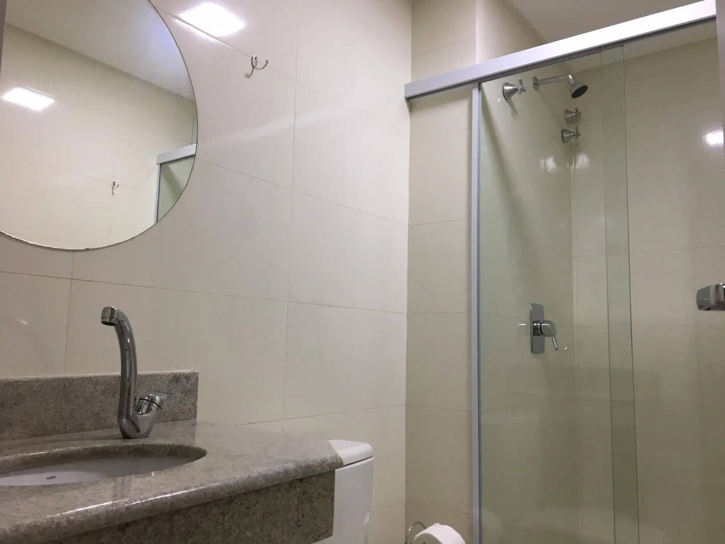 Paris Hotel Curitibanos