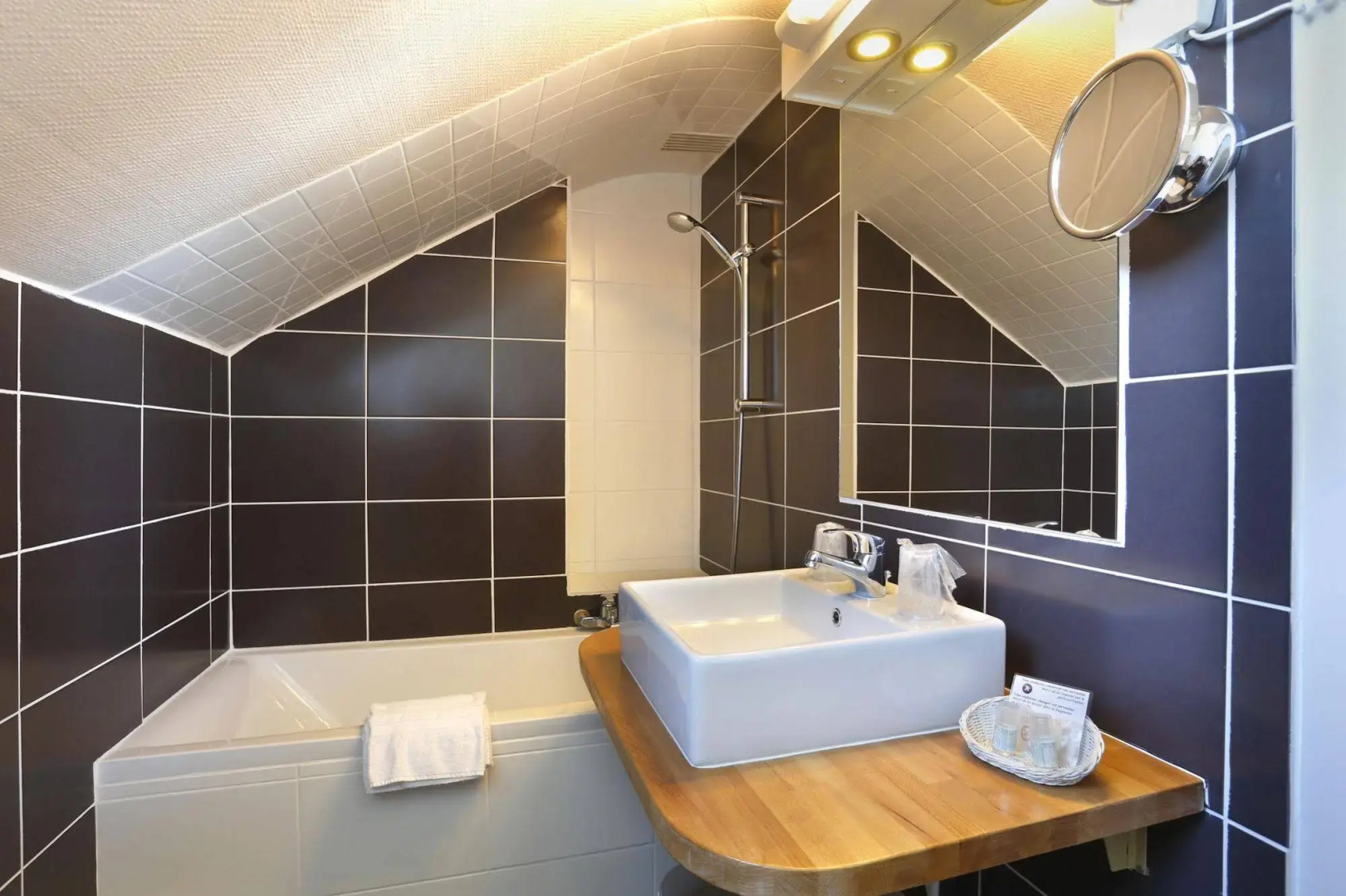 Hôtel Les Tilleuls, Bourges