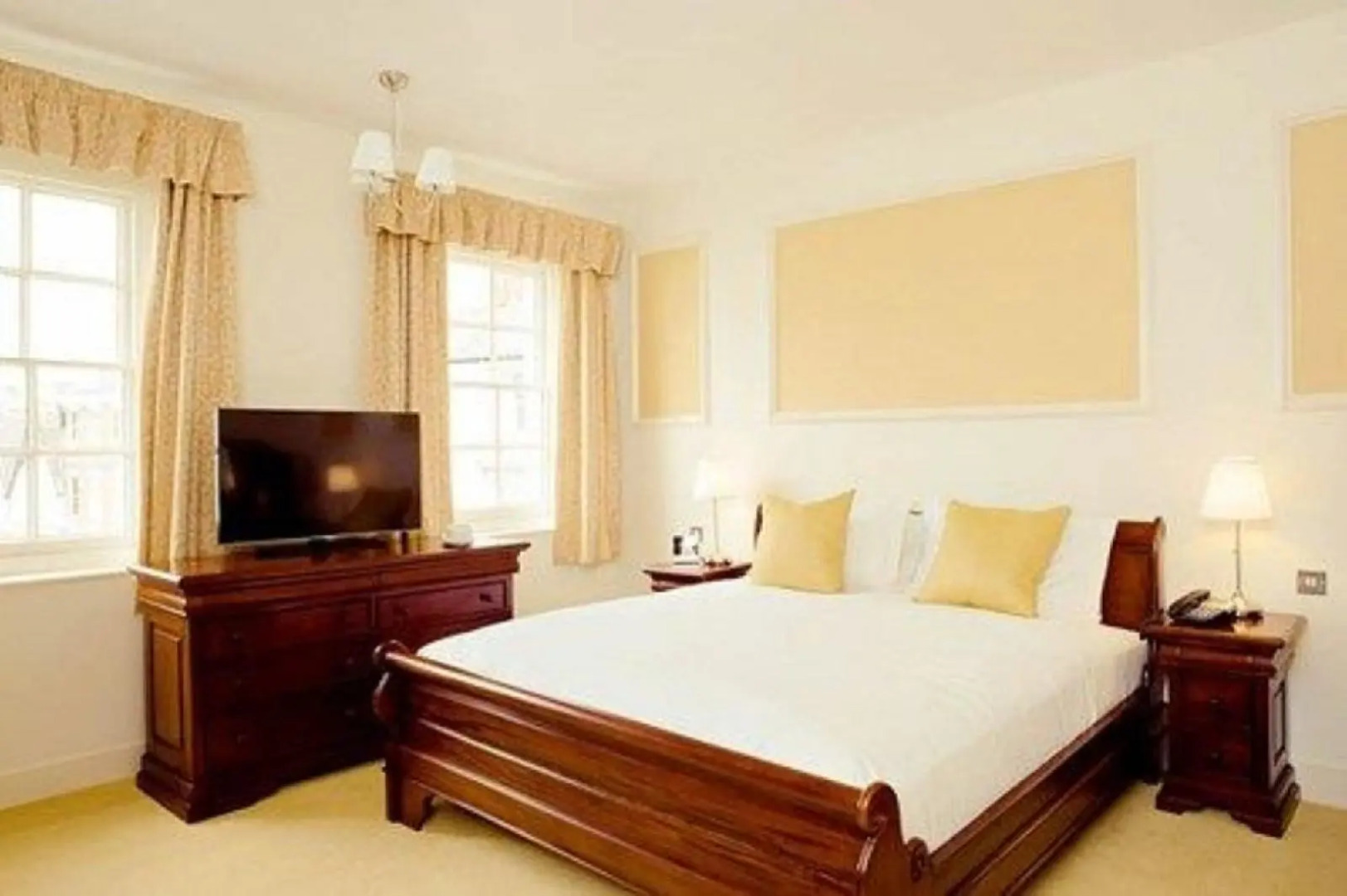 The King's Arms Hotel and Restaurant