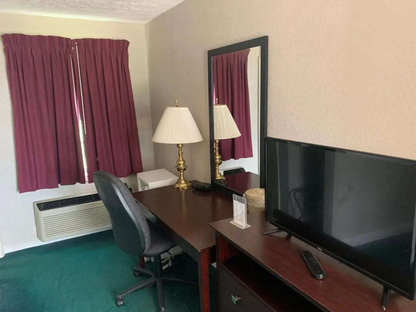 Sheldon's Motel by OYO Keysville Near Hwy 360