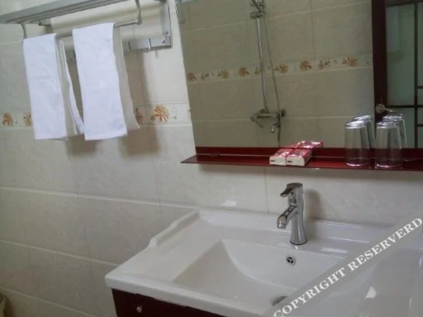 Puzhehei Chengshi Nongyuan Hotel