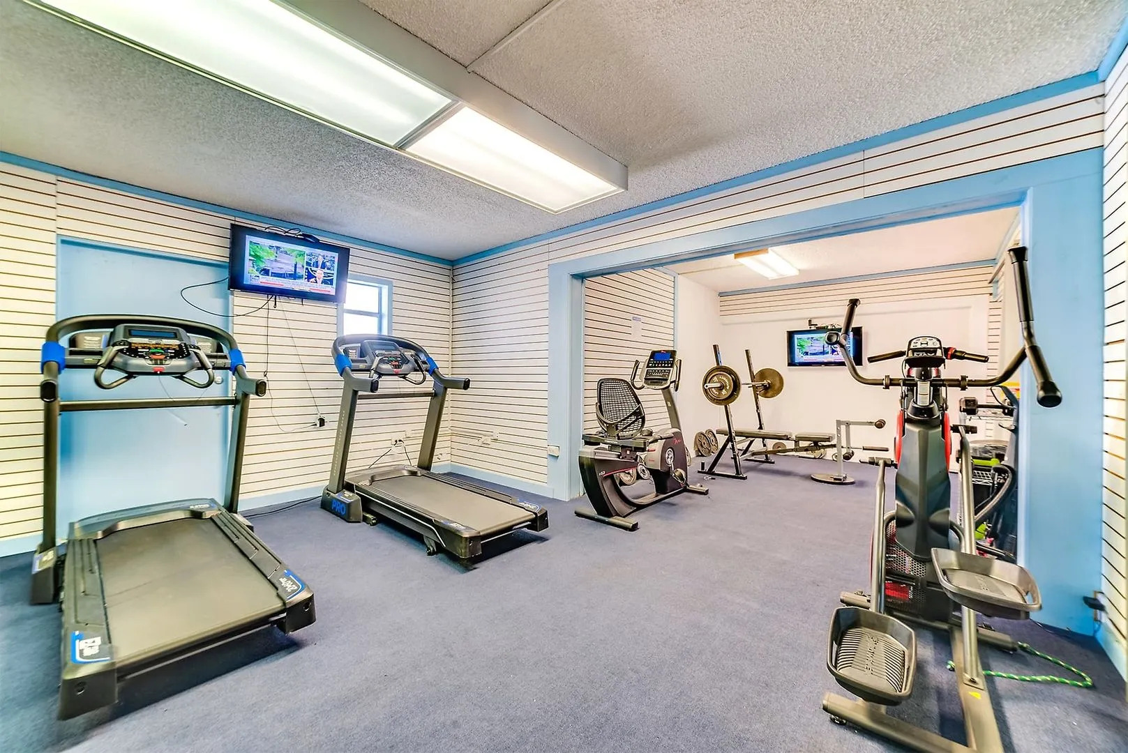 Skipjack Resort & Marina