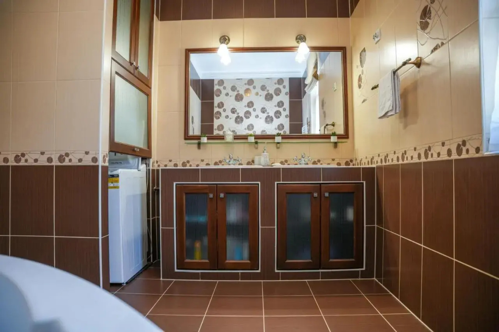 Varkert Deluxe Apartmanhaz