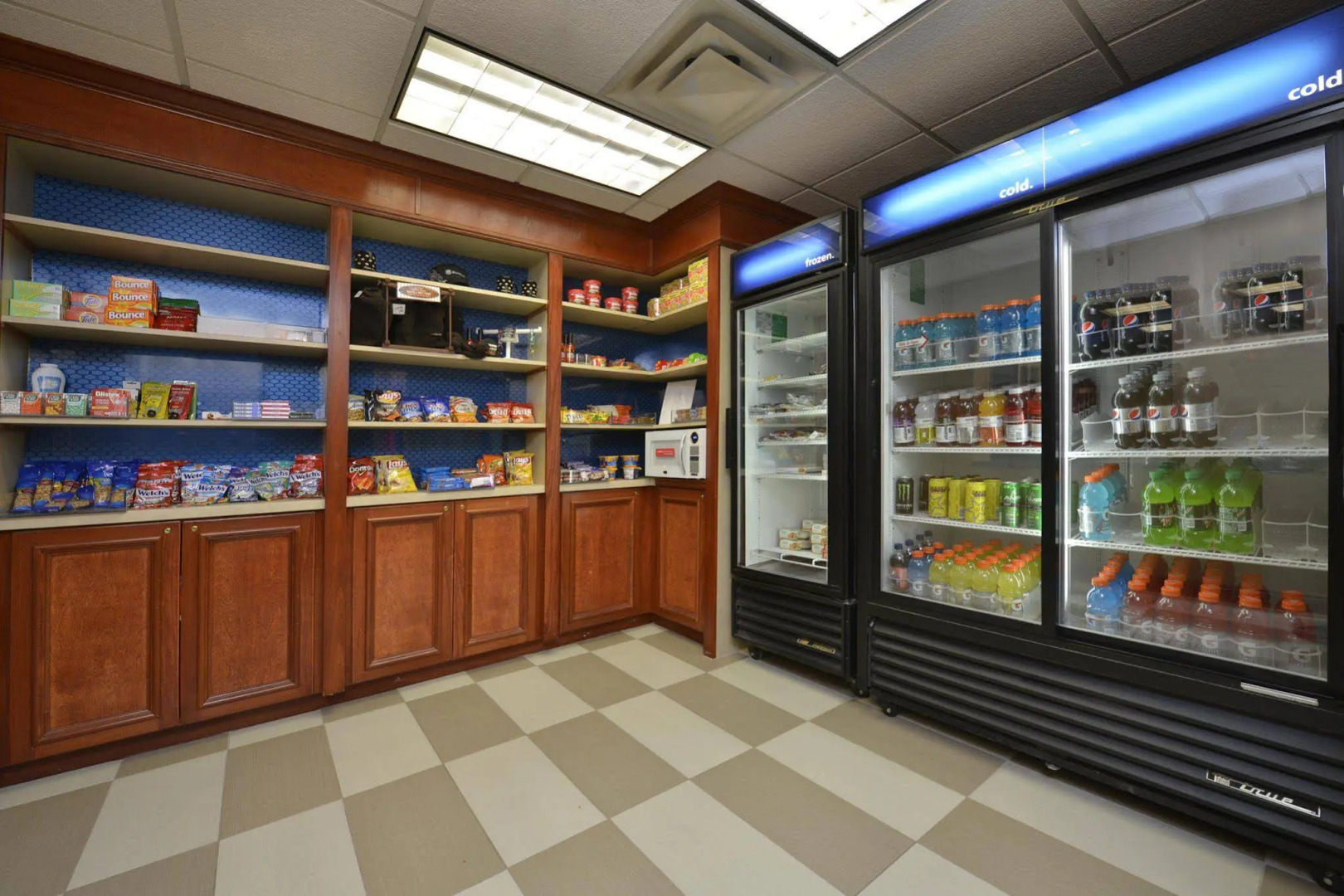 Hampton Inn East Aurora