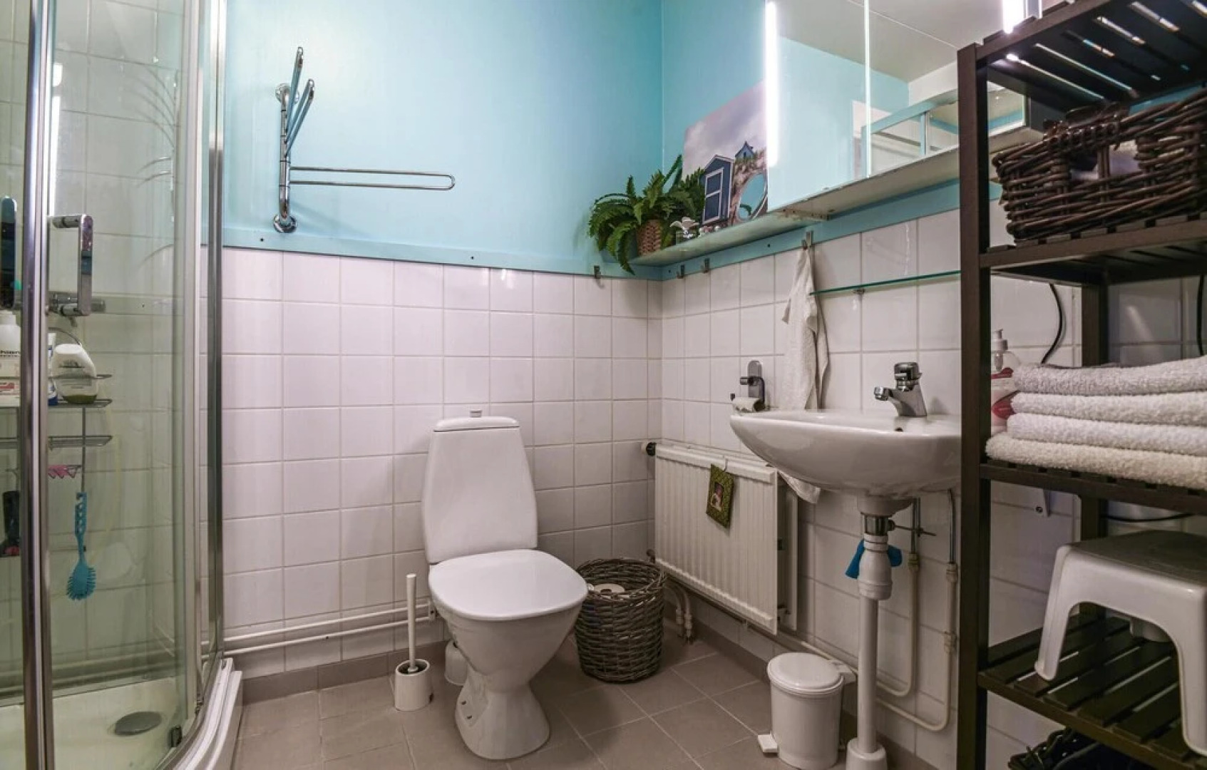 Stunning Home in Sjötorp With 3 Bedrooms and Wifi