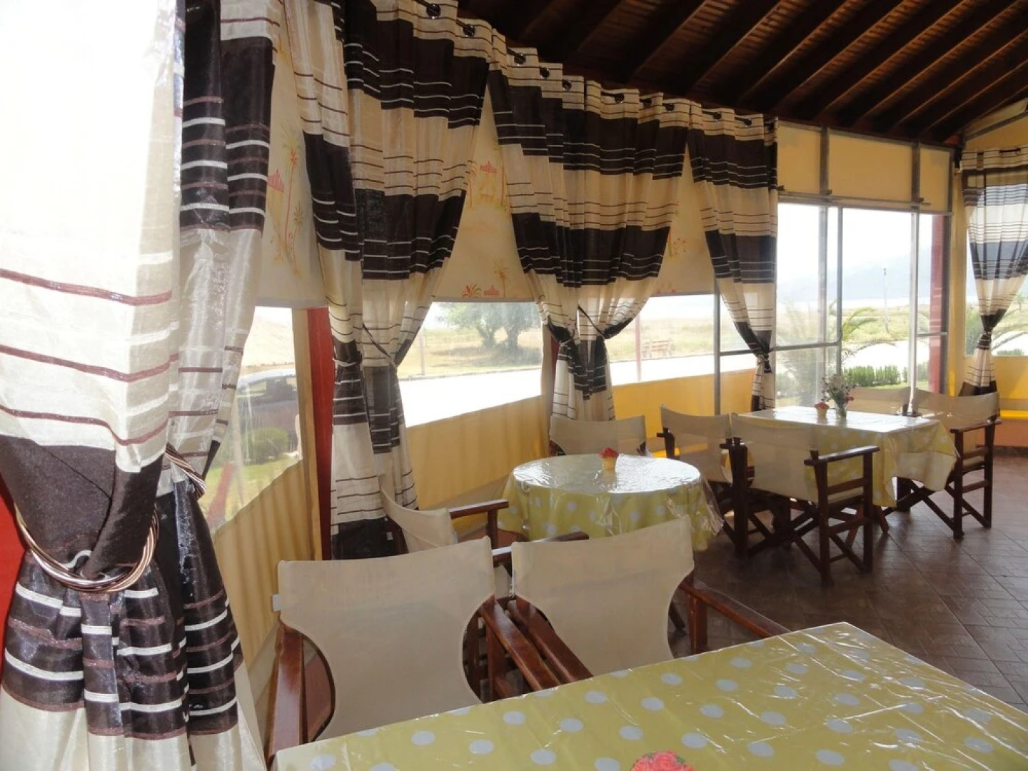 50 Meter bis zum Strand: Pension Delfini mit Terrasse