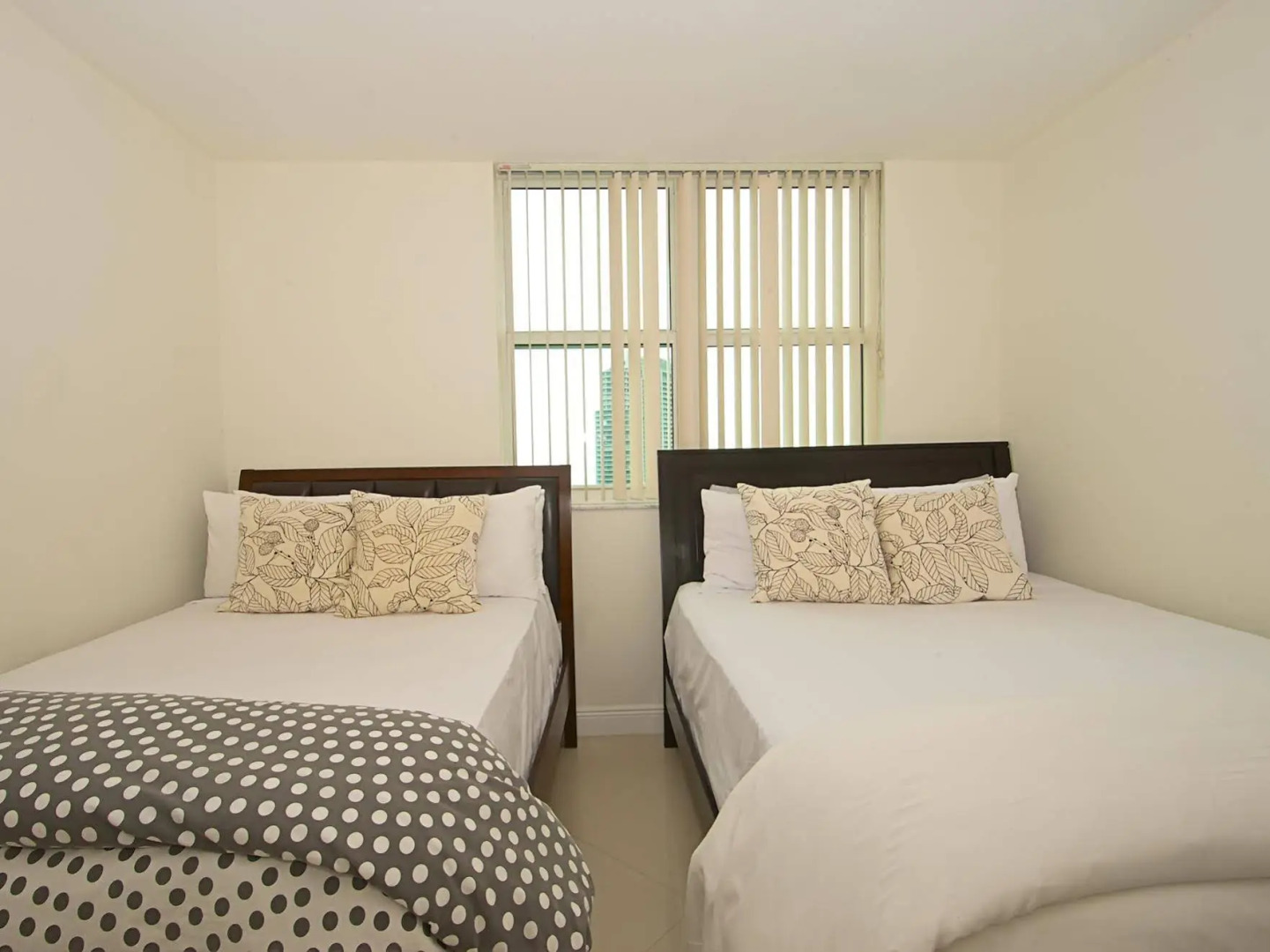 The Hotel House - One Broadway