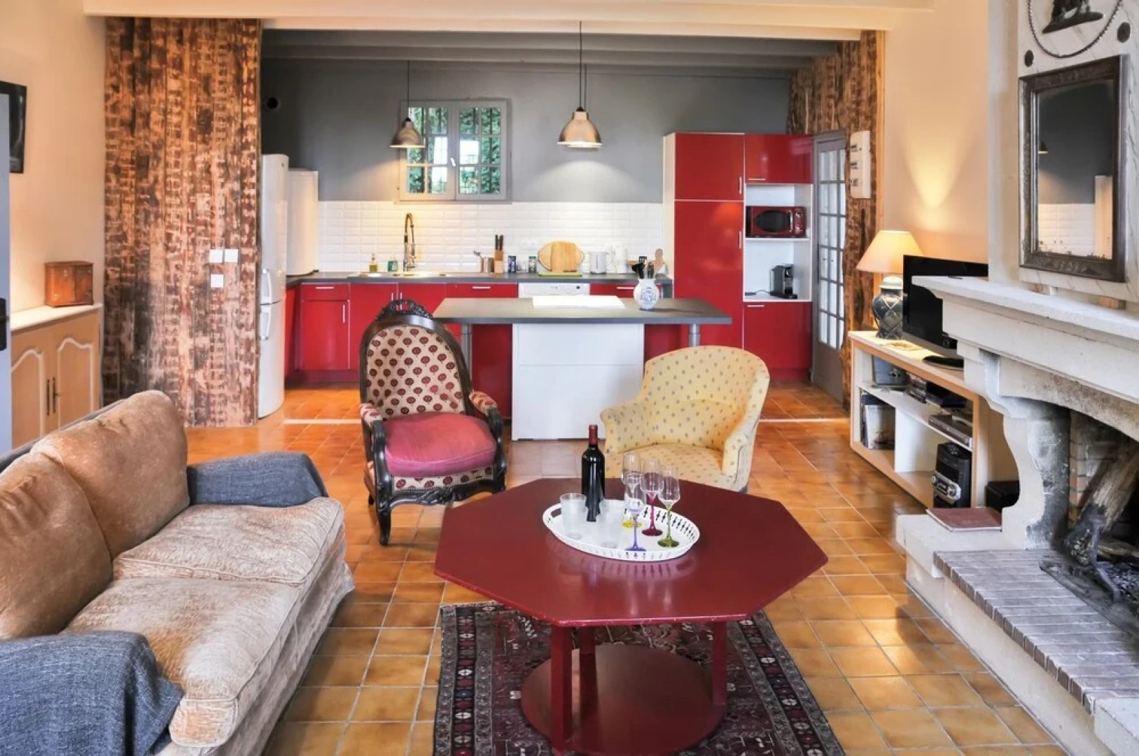 House With 3 Bedrooms in Bayon-sur-gironde, With Pool Access, Enclosed