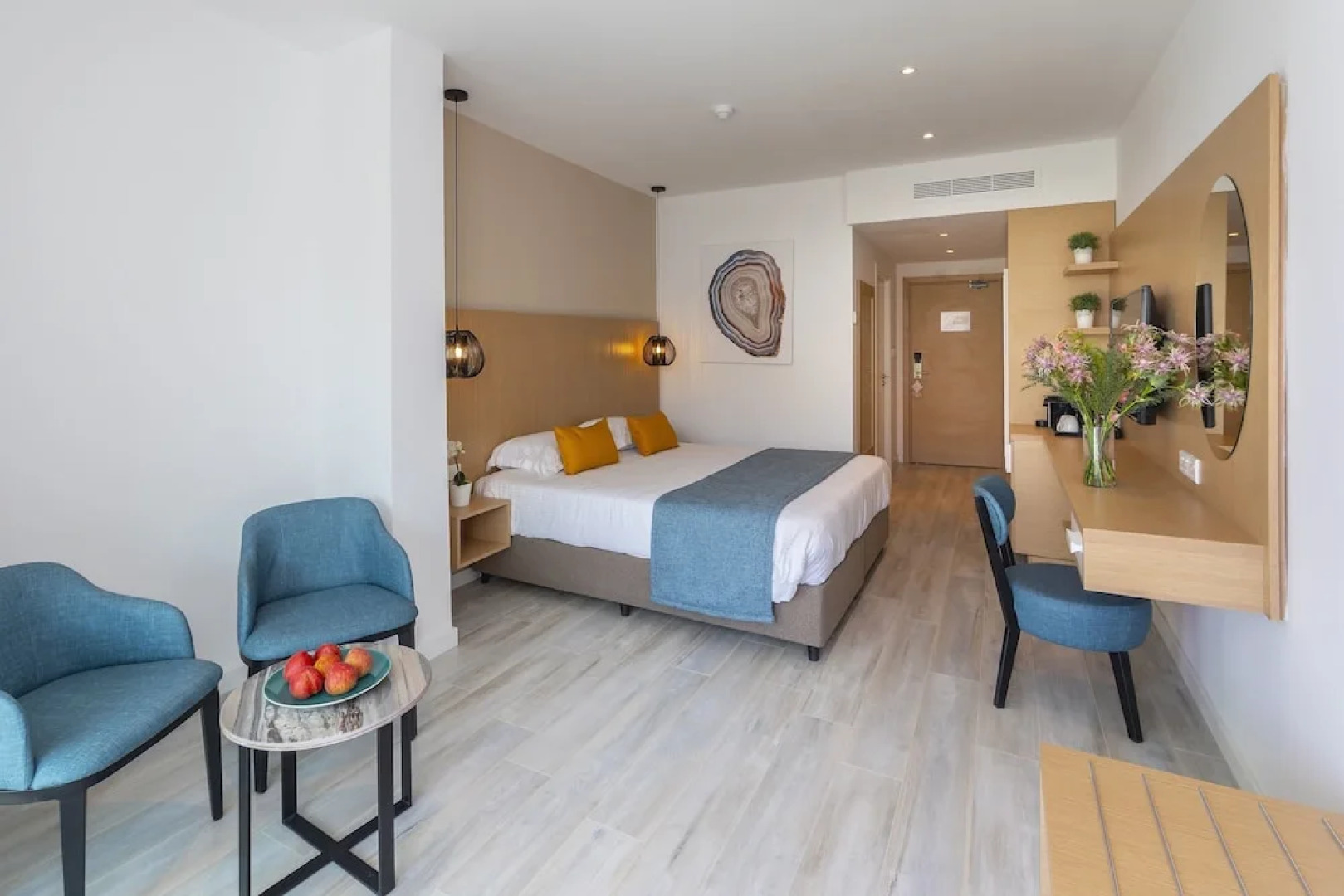 Leonardo Crystal Cove Hotel & Spa by the sea