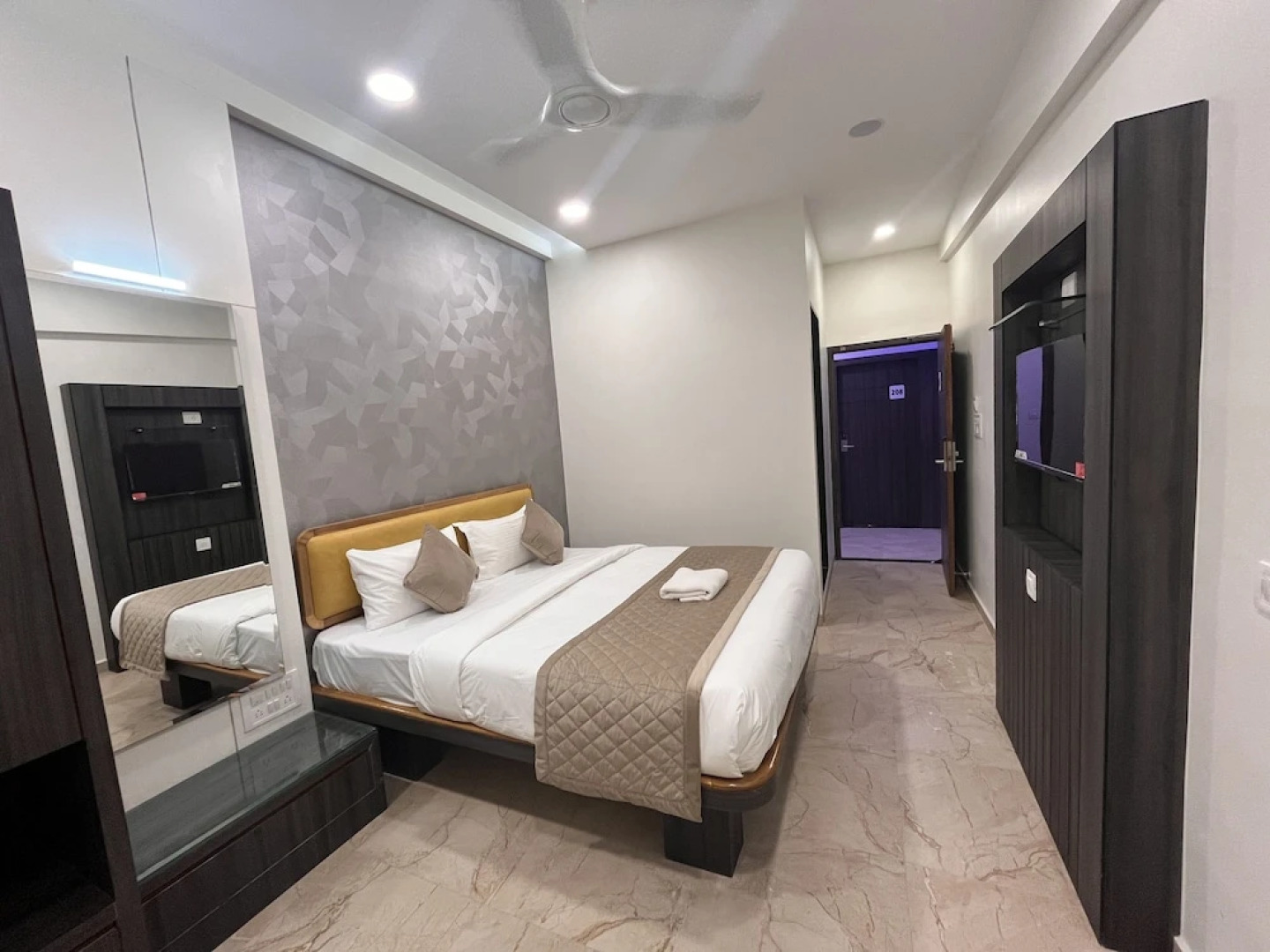 Hotel Ajinkya Palace