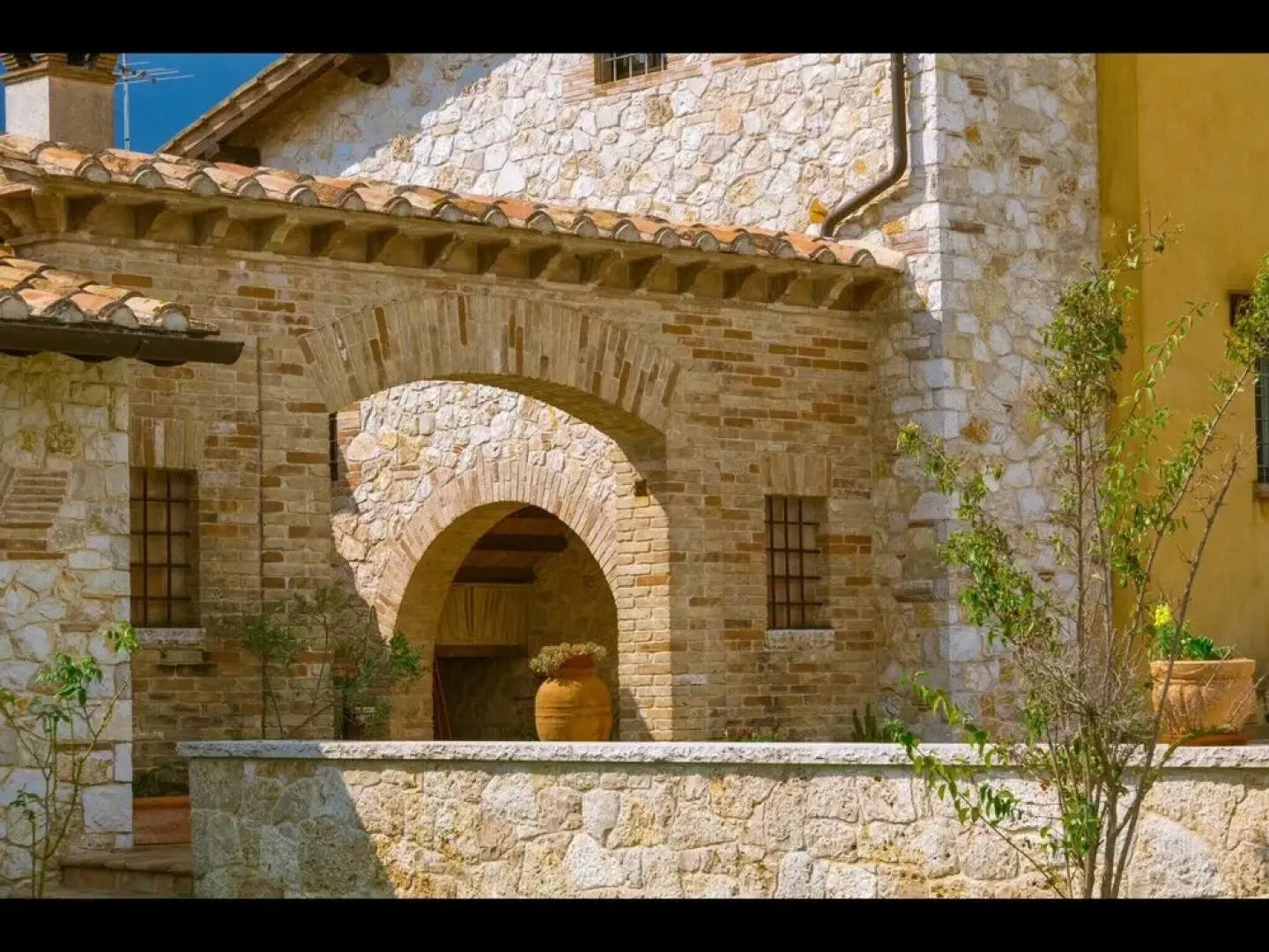 Villa With 3 Bedrooms in Montecampano, With Wonderful Mountain View, Private Pool, Furnished Garden