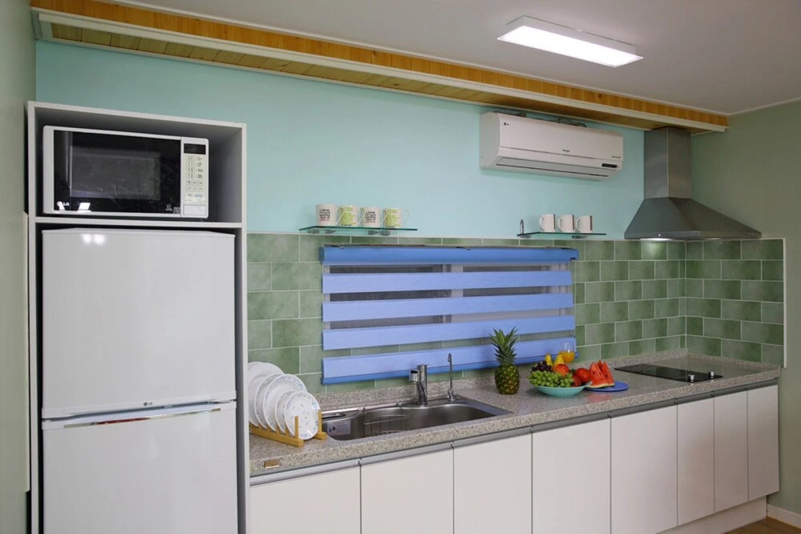 Namhae Montmartre Pension