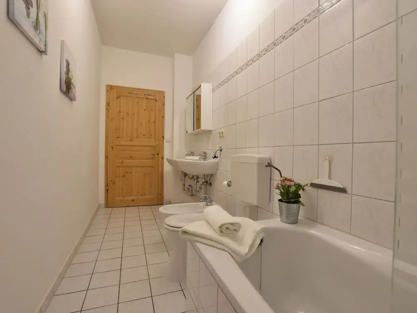 Charming Apartment in Stove With Garden