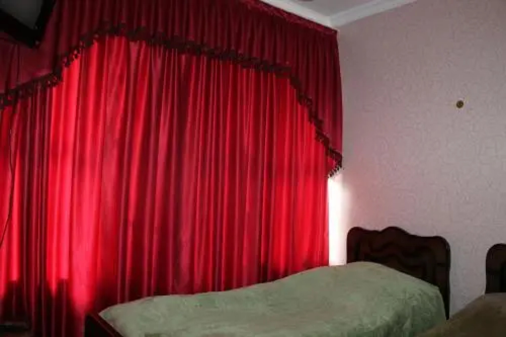 Guest House Kavkasioni 33