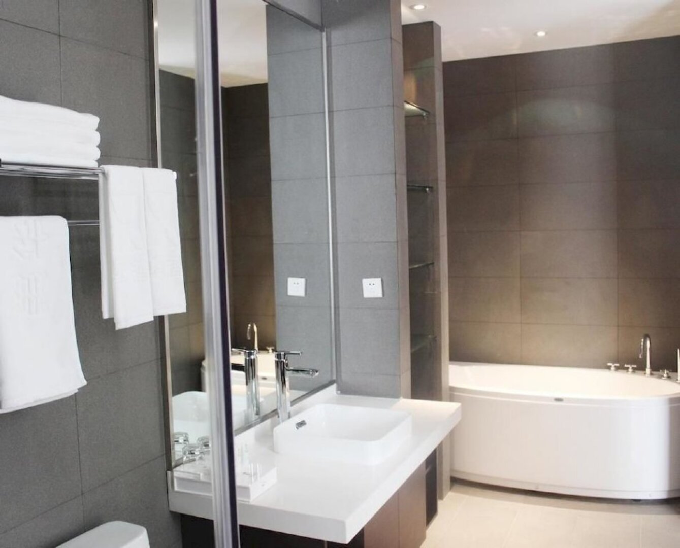 Regal Hotel (Hohhot Haidong Road)