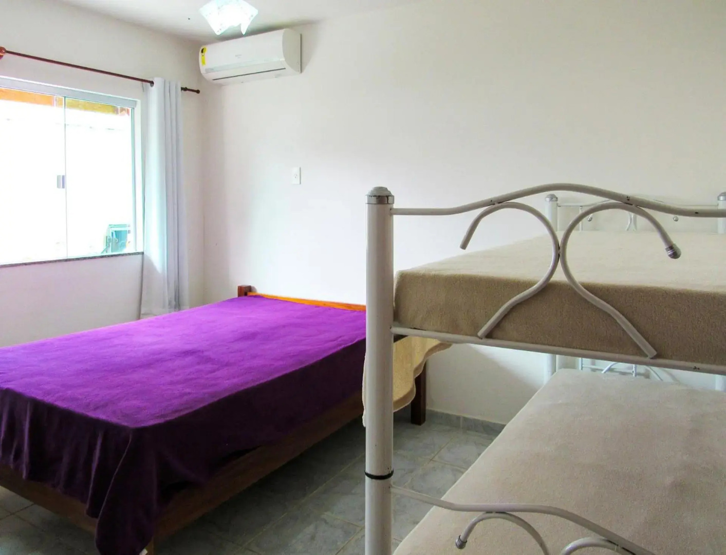 Casa com 4 Suítes, Piscina, Área Gourmet e Wifi