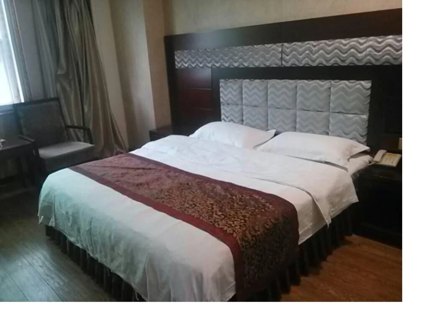 Guofu Business Hotel