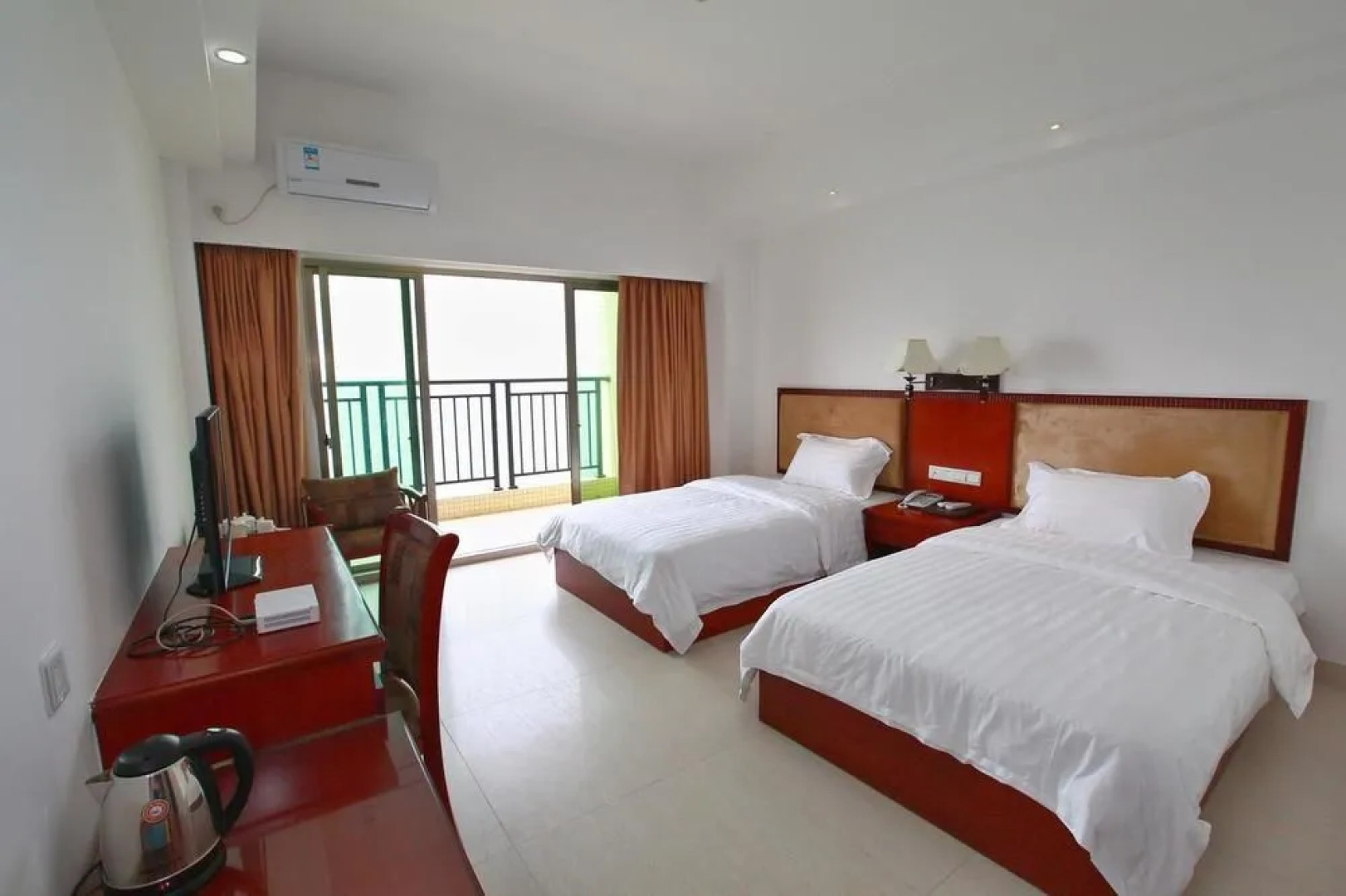 Shaba Hearing the Sea Hotel