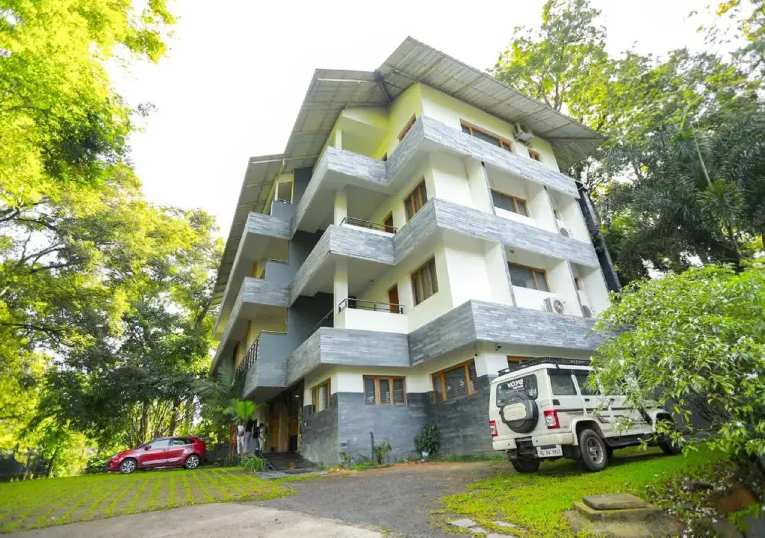 OYO Premium Hill Stays Kolagappara