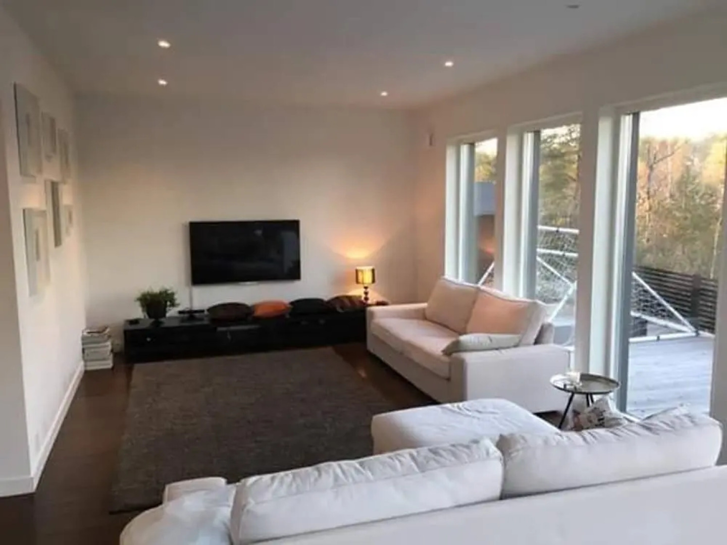 Topnotch House In The Most Fashionable Surrounding