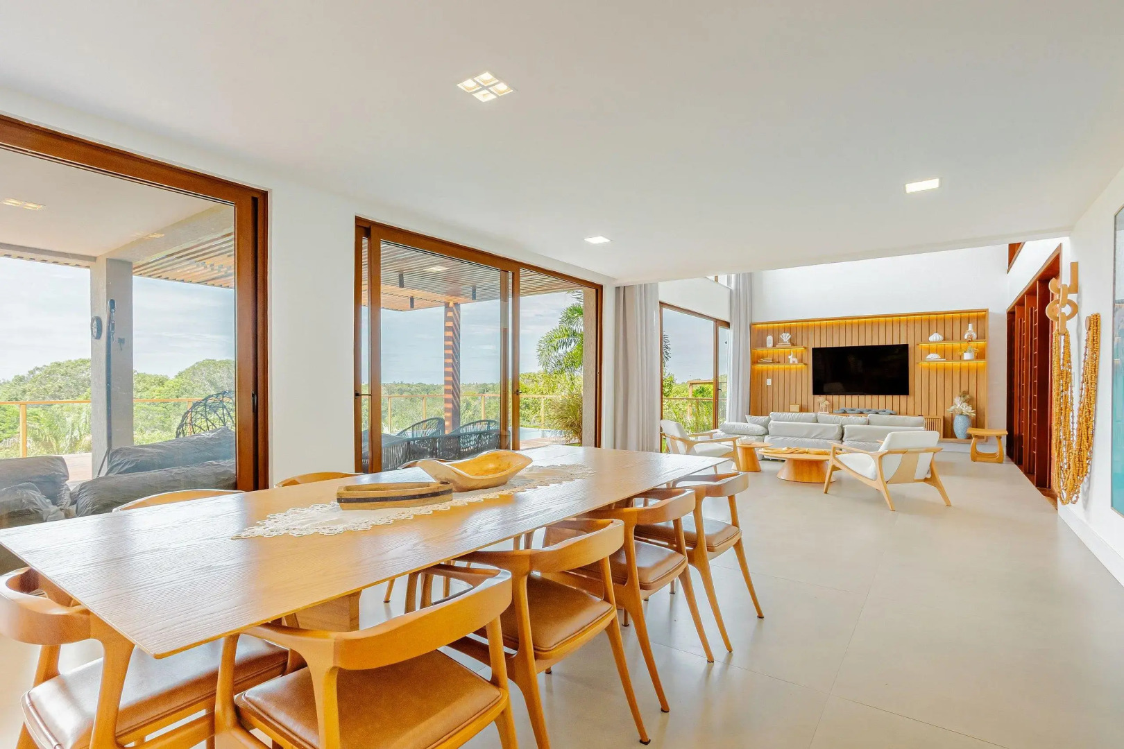 PF54 Casa Alto Padrão 5 Suítes com Diarista Inclusa - Praia do Forte