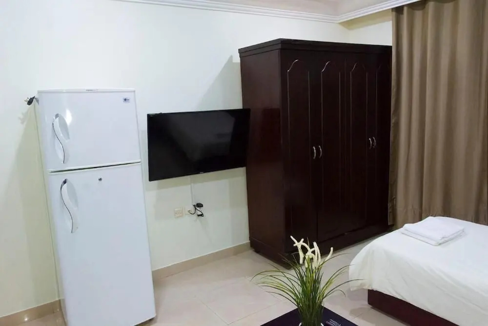 Royal Residence Hotel