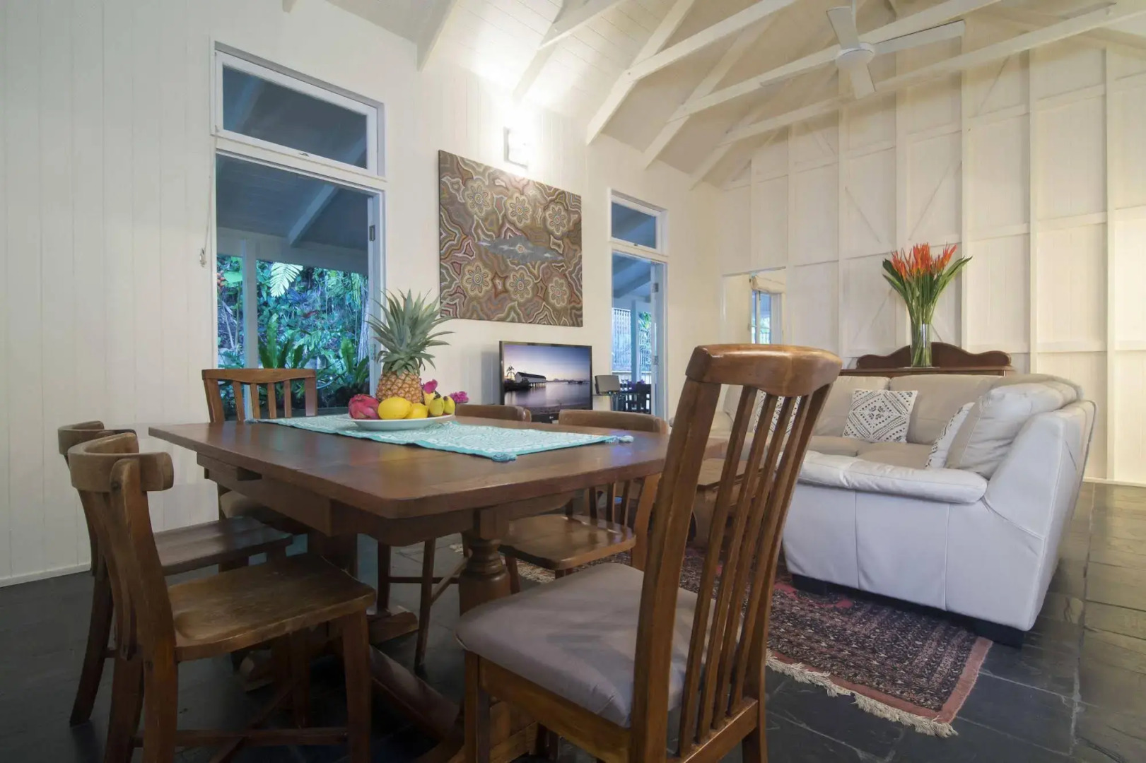 Port Douglas Cottage and Lodge