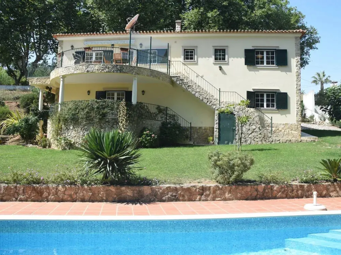 Cozy Villa near Óbidos with Private Swimming Pool